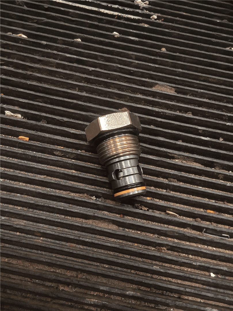 NEW VALVE KIT image 1
