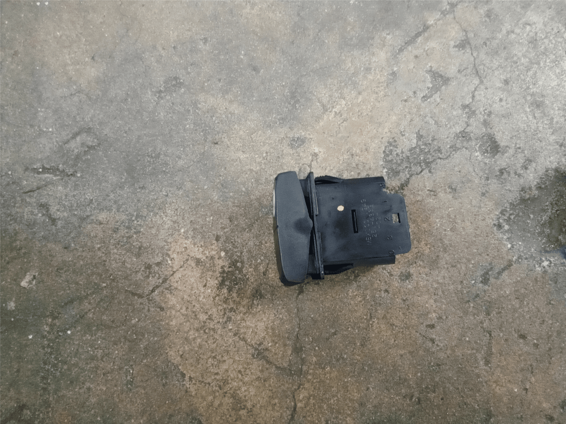NEW ROCKER SWITCH image 1