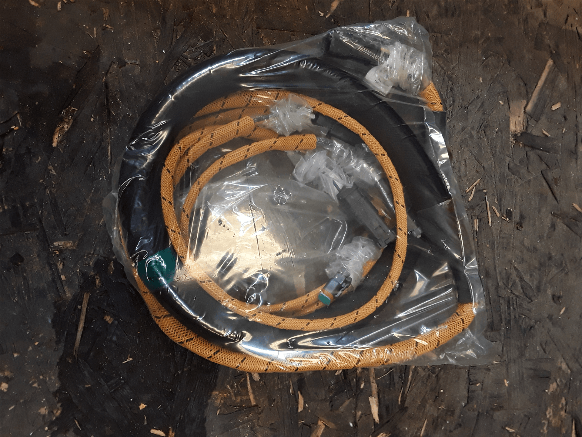 NEW HARNESS image 1