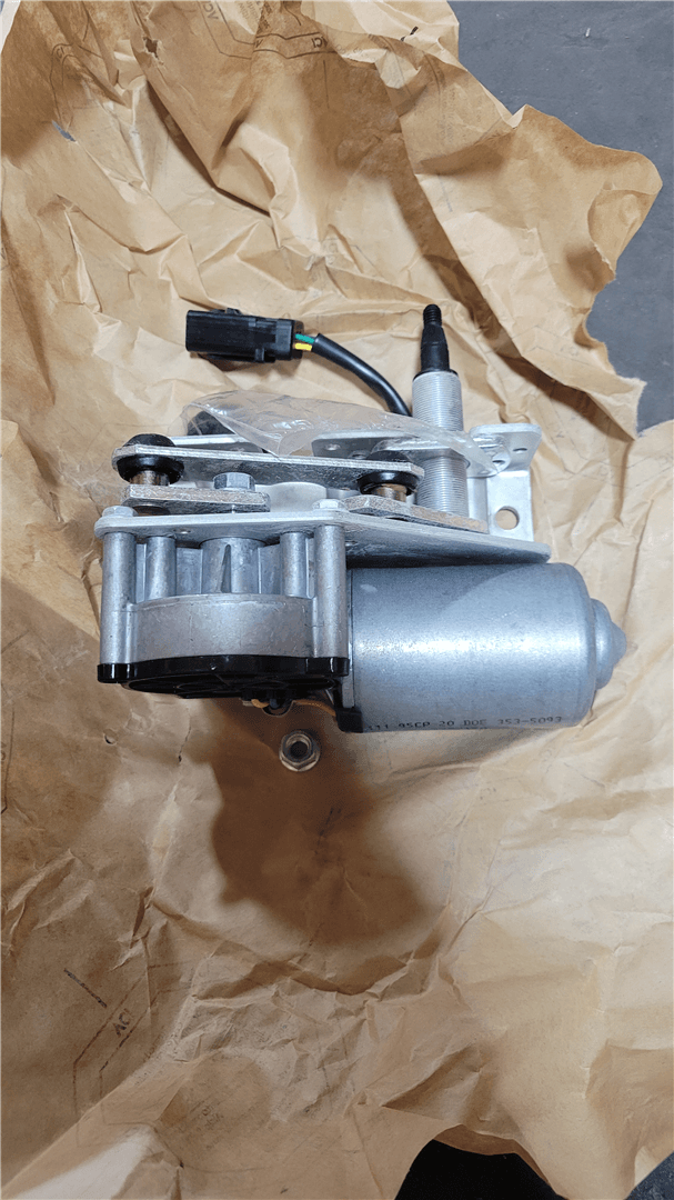 NEW WIPER MOTOR image 1