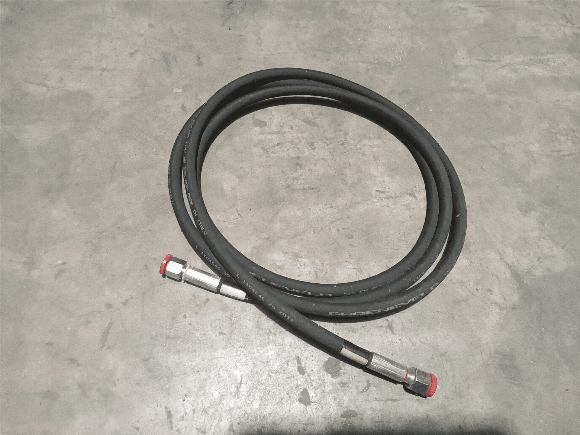 NEW HOSE image 1