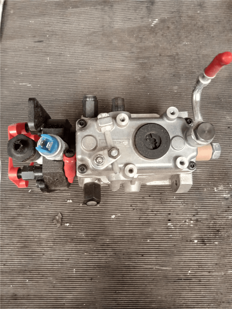 NEW INJECTION PUMP image 1