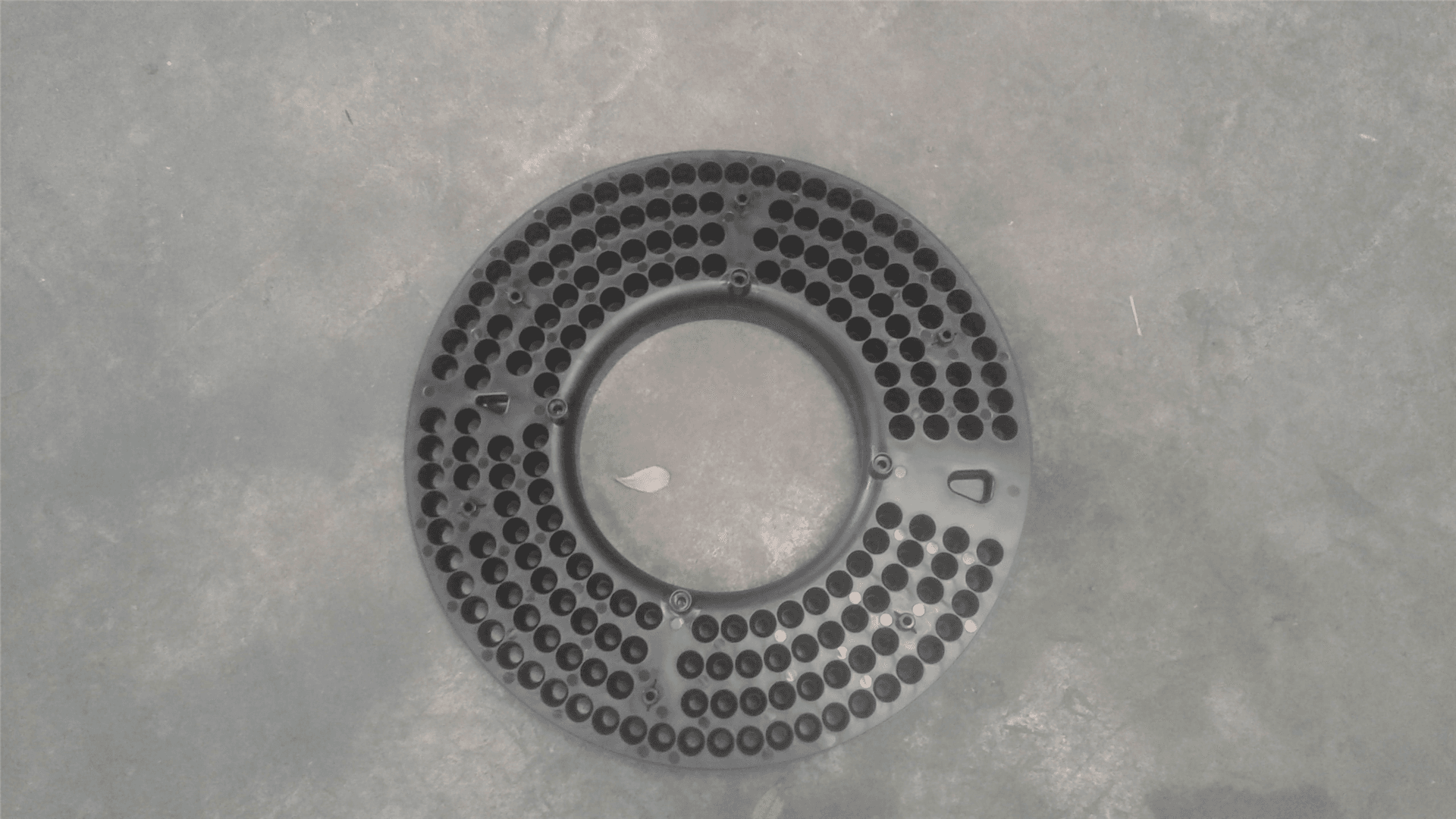 NEW UPPER BAFFLE image 1