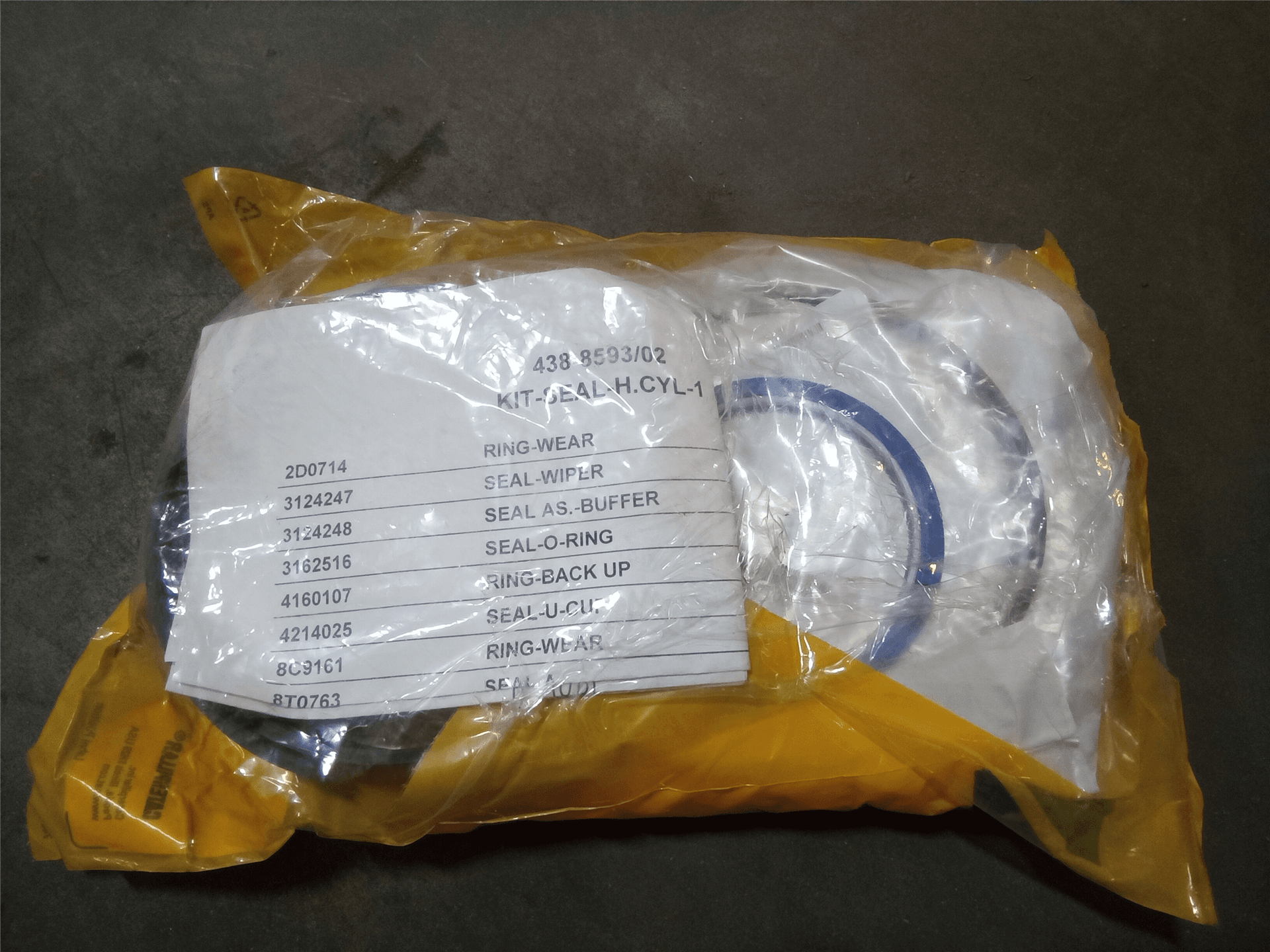 NEW CYL SEAL KIT image 1