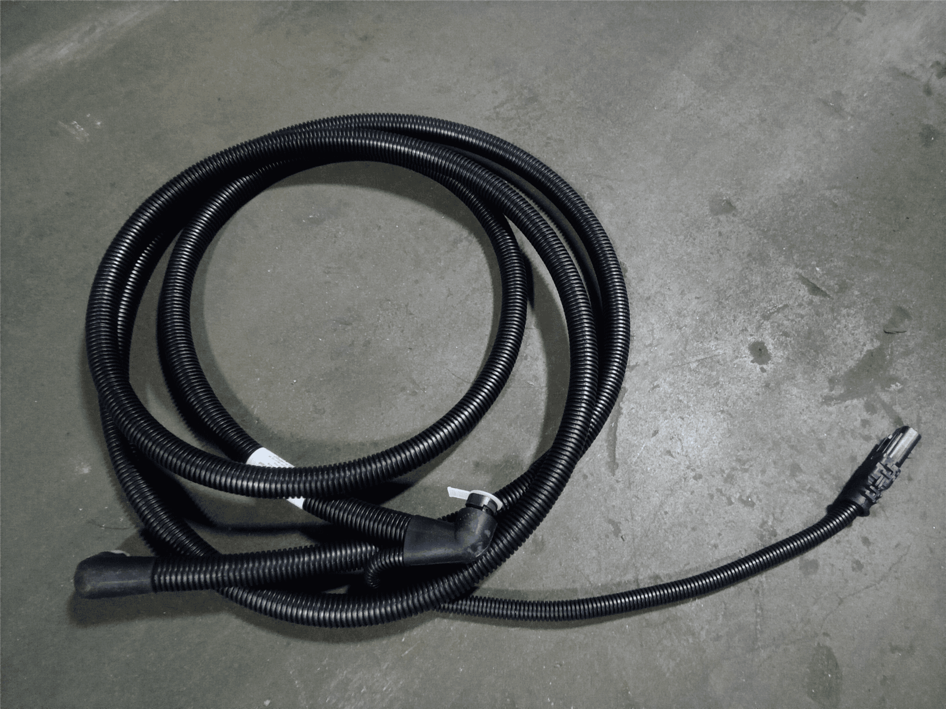 NEW HOSE image 1