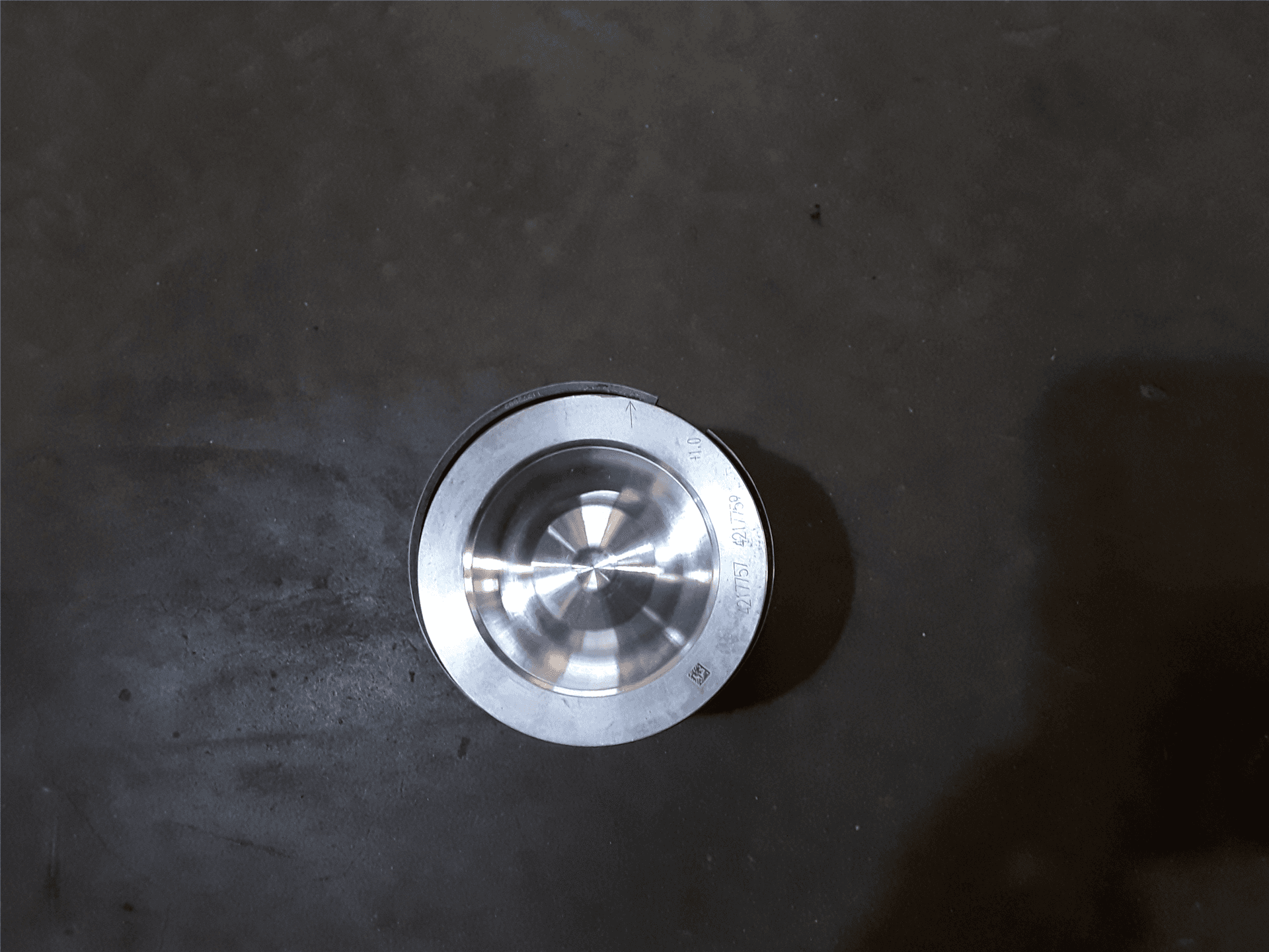 NEW PISTON GP image 1