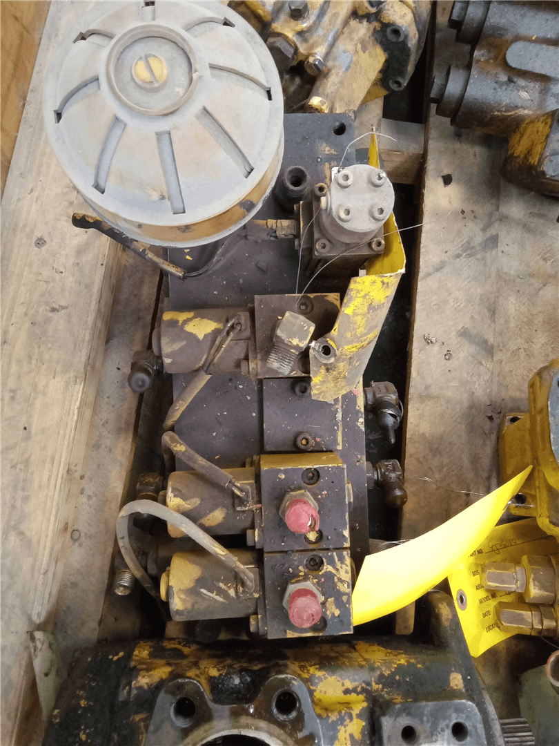 USED MANIFOLD image 1
