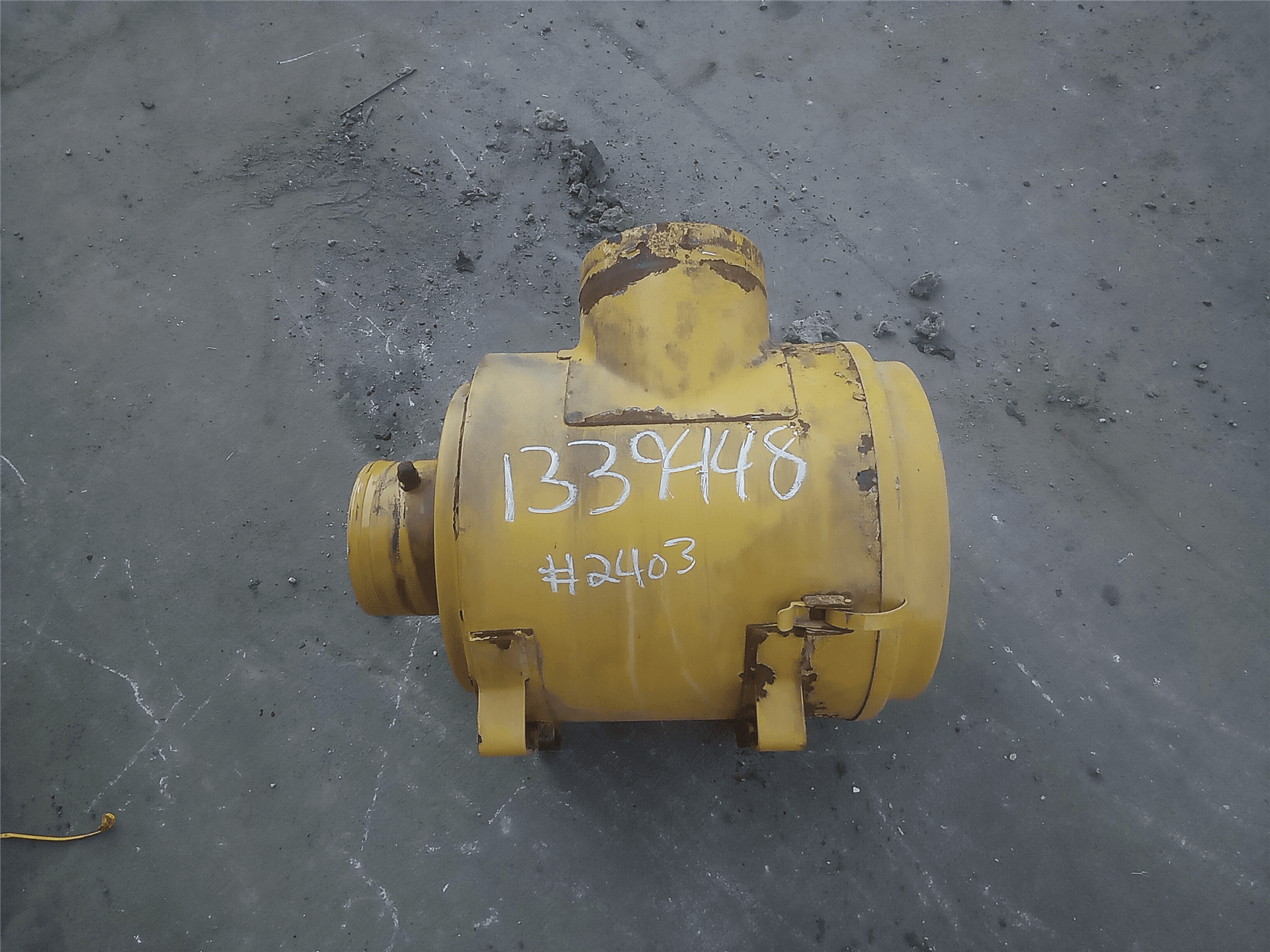 USED AIR CELANER image 1