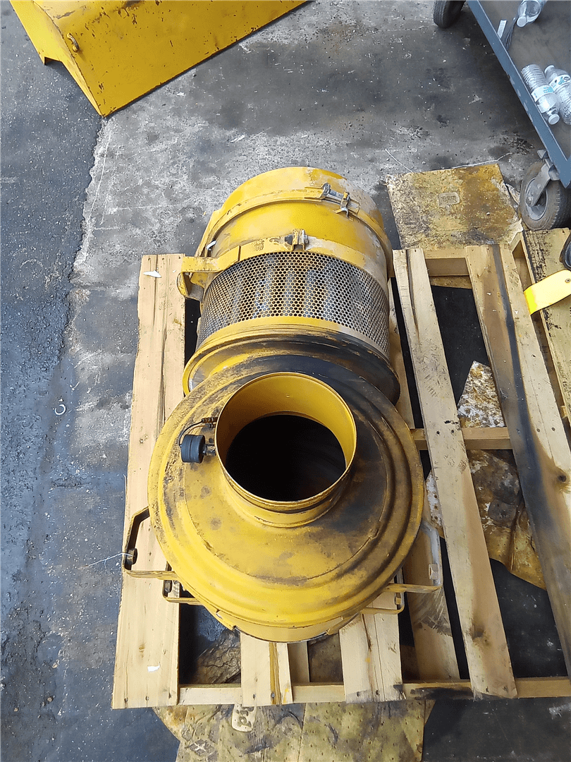 USED AIR CLEANER image 1