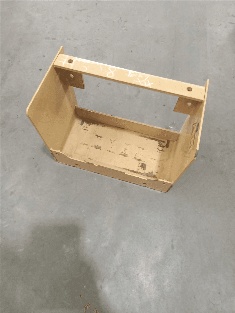 USED BATTERY BOX image 1