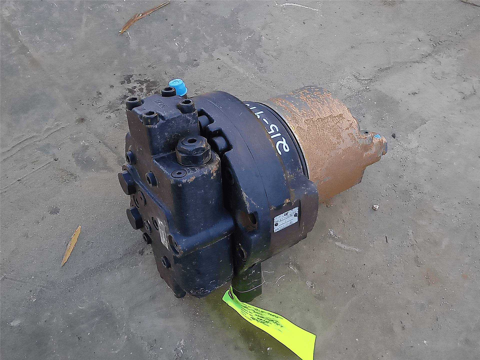 USED TRAVEL MOTOR image 1