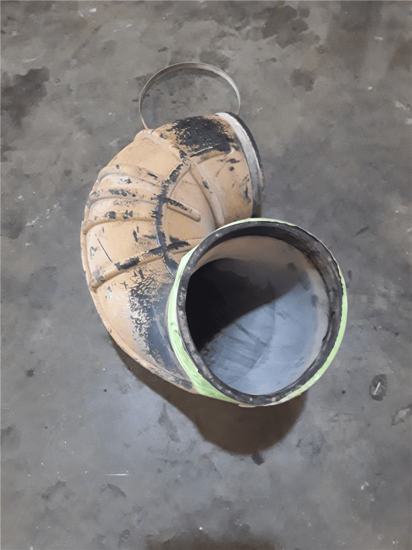 USED HOSE-ELBOW image 1
