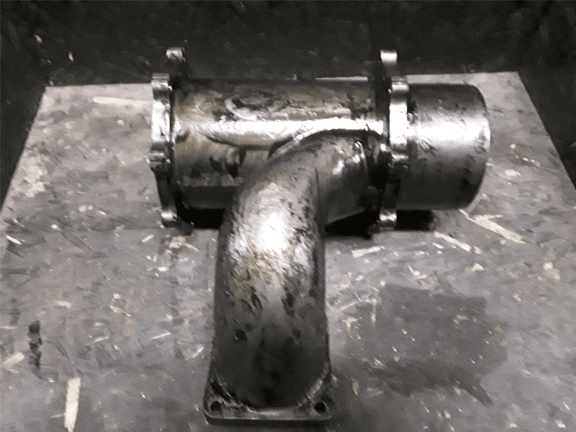 USED MANIFOLD image 1