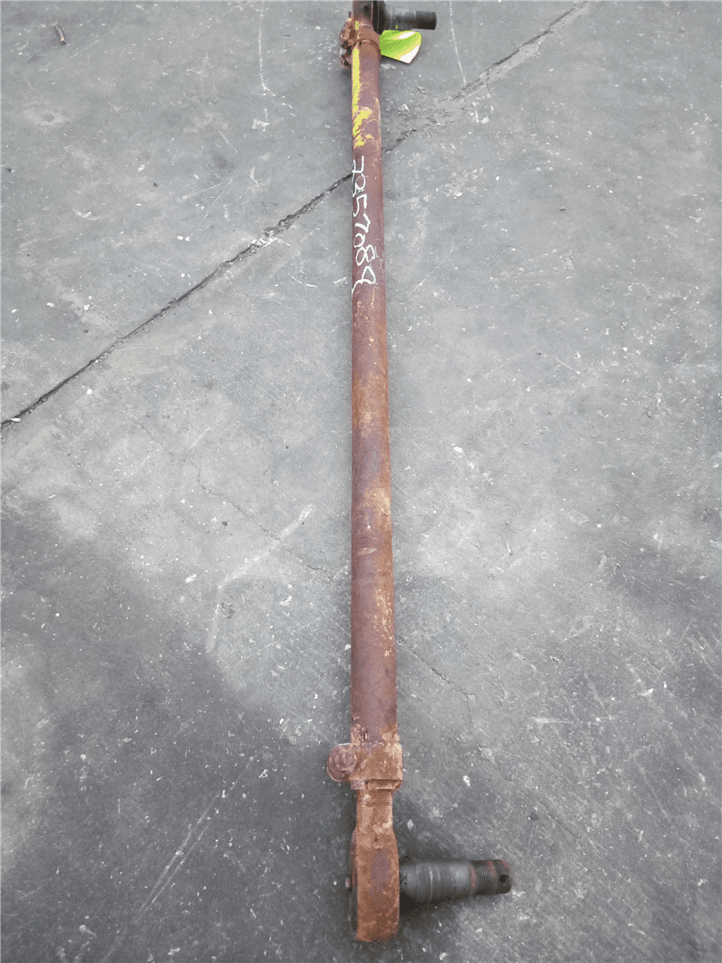 USED STEERING LINK image 1