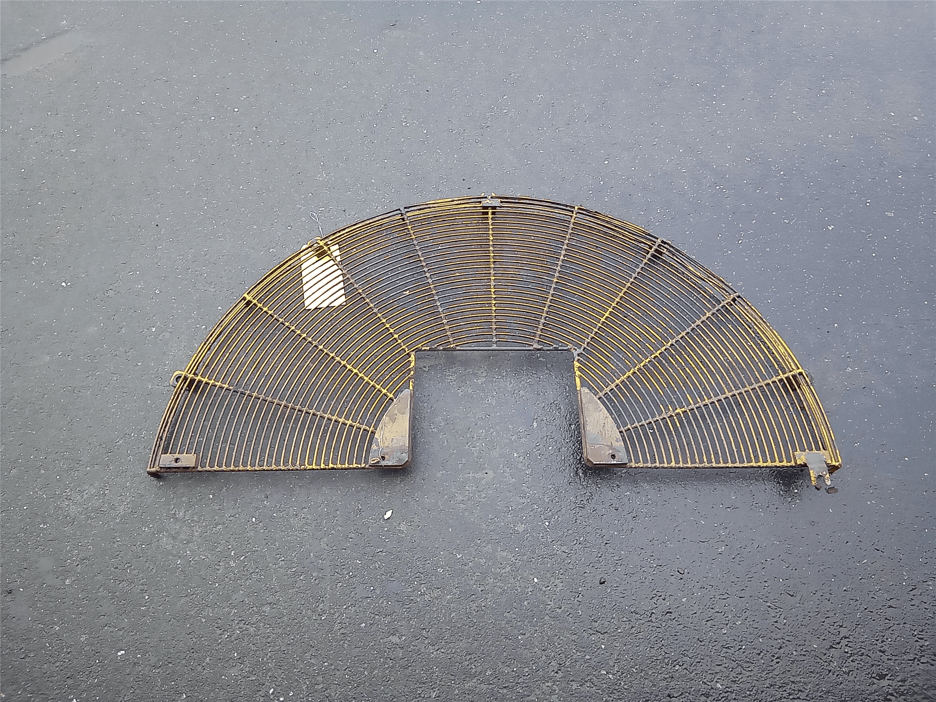 USED FAN GUARD image 1