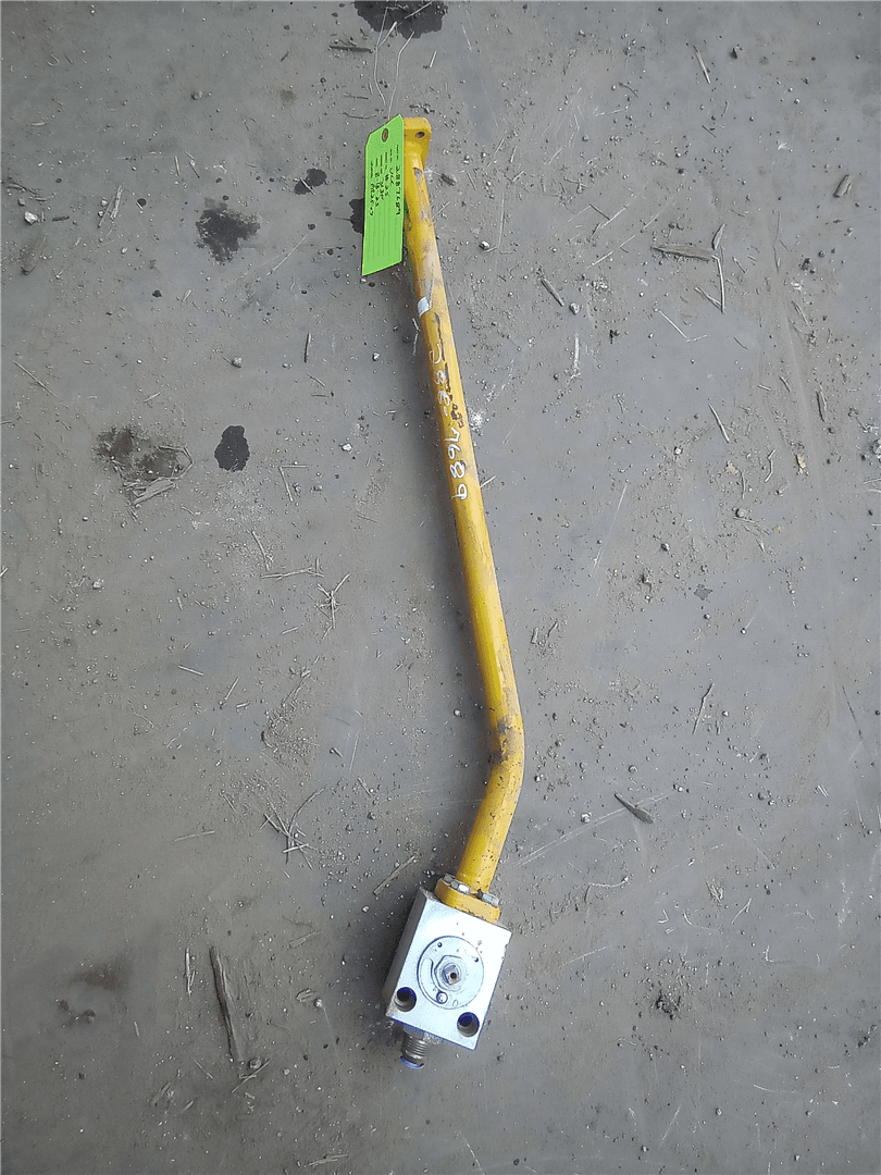 USED TUBE VALVE image 1
