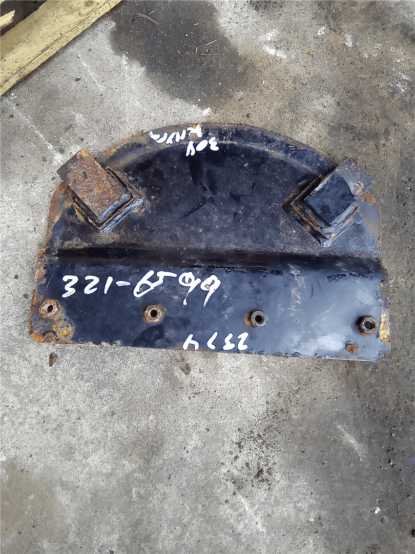 USED BOTTOM GUARD image 1