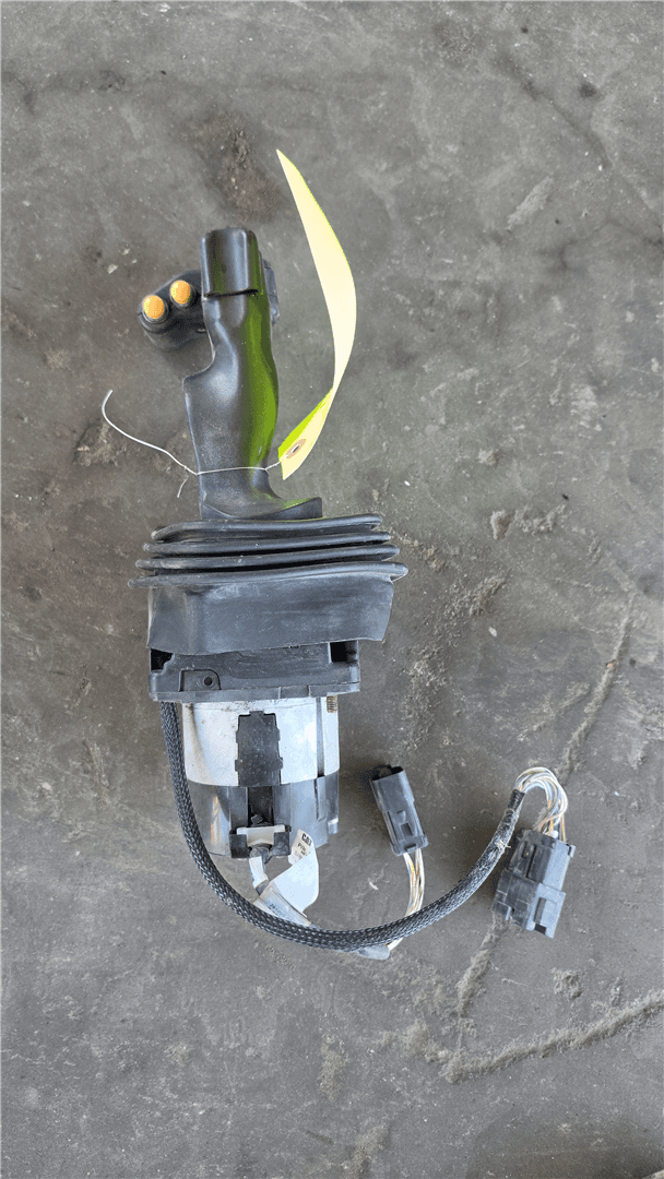 USED JOYSTICK GP image 1