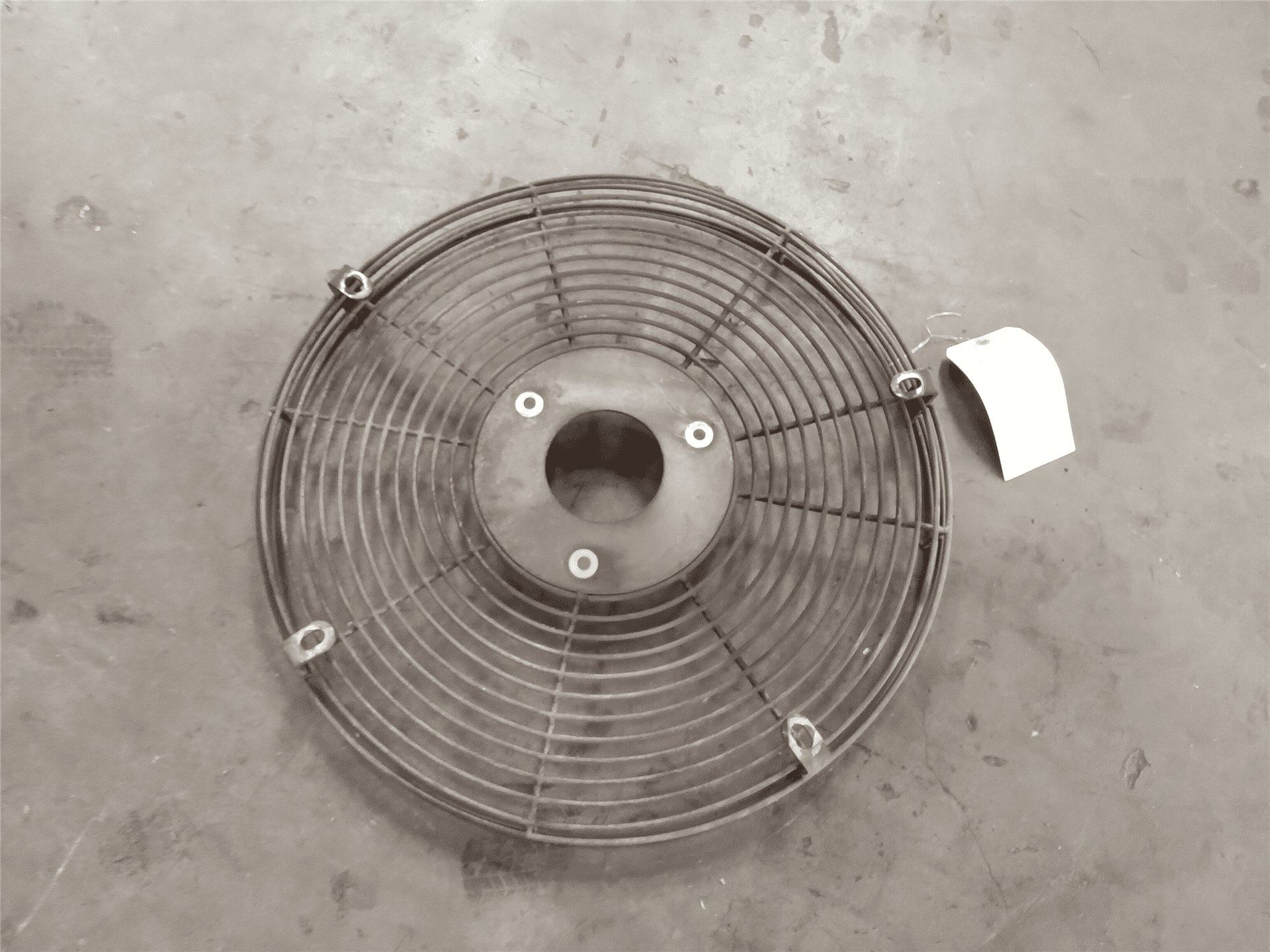 USED FAN GUARD image 1