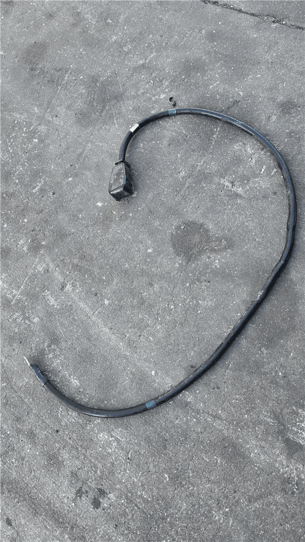 USED BATTERY CABLE image 1
