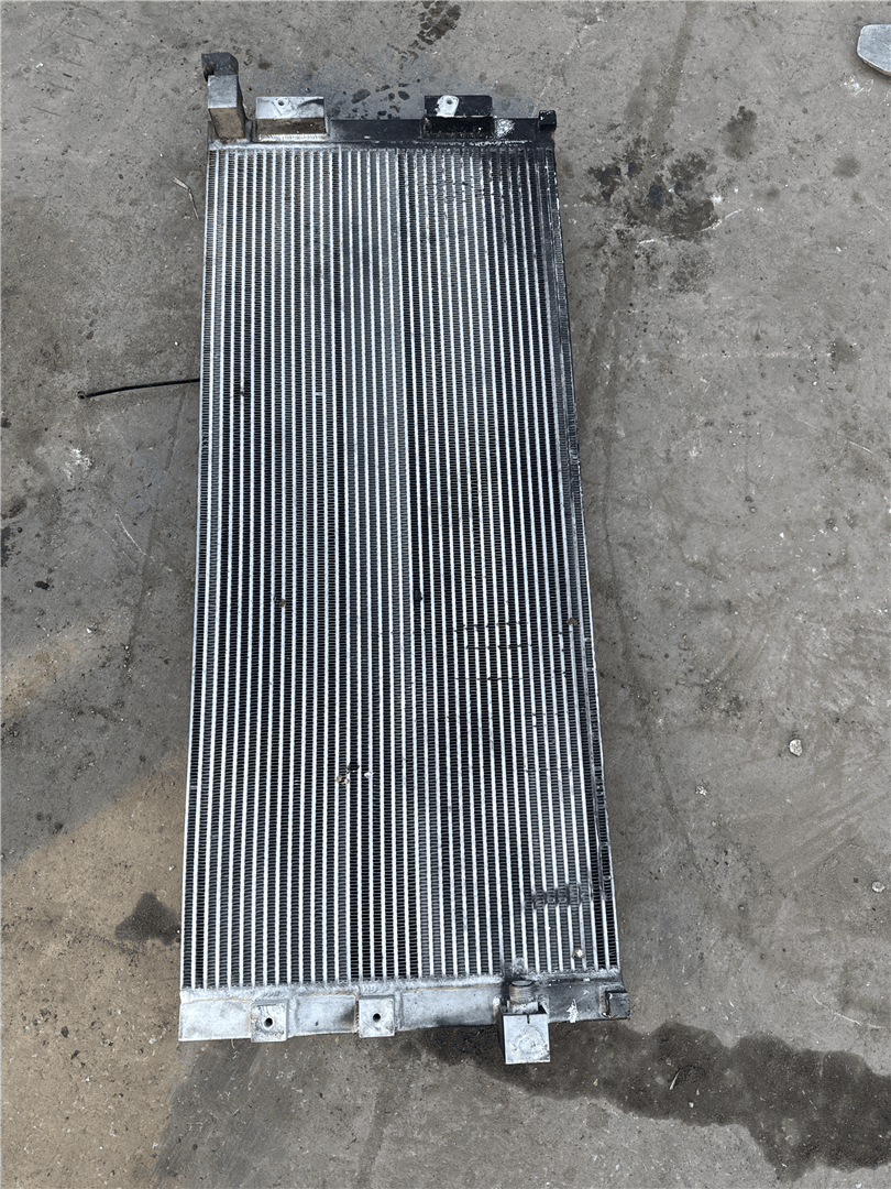 USED RADIATOR image 1