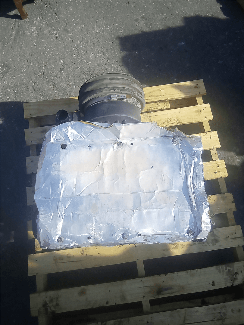 USED AIR CLEANER image 1