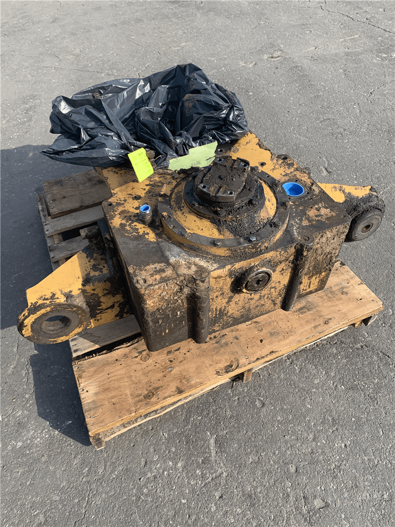 USED TRANSFER CASE image 1