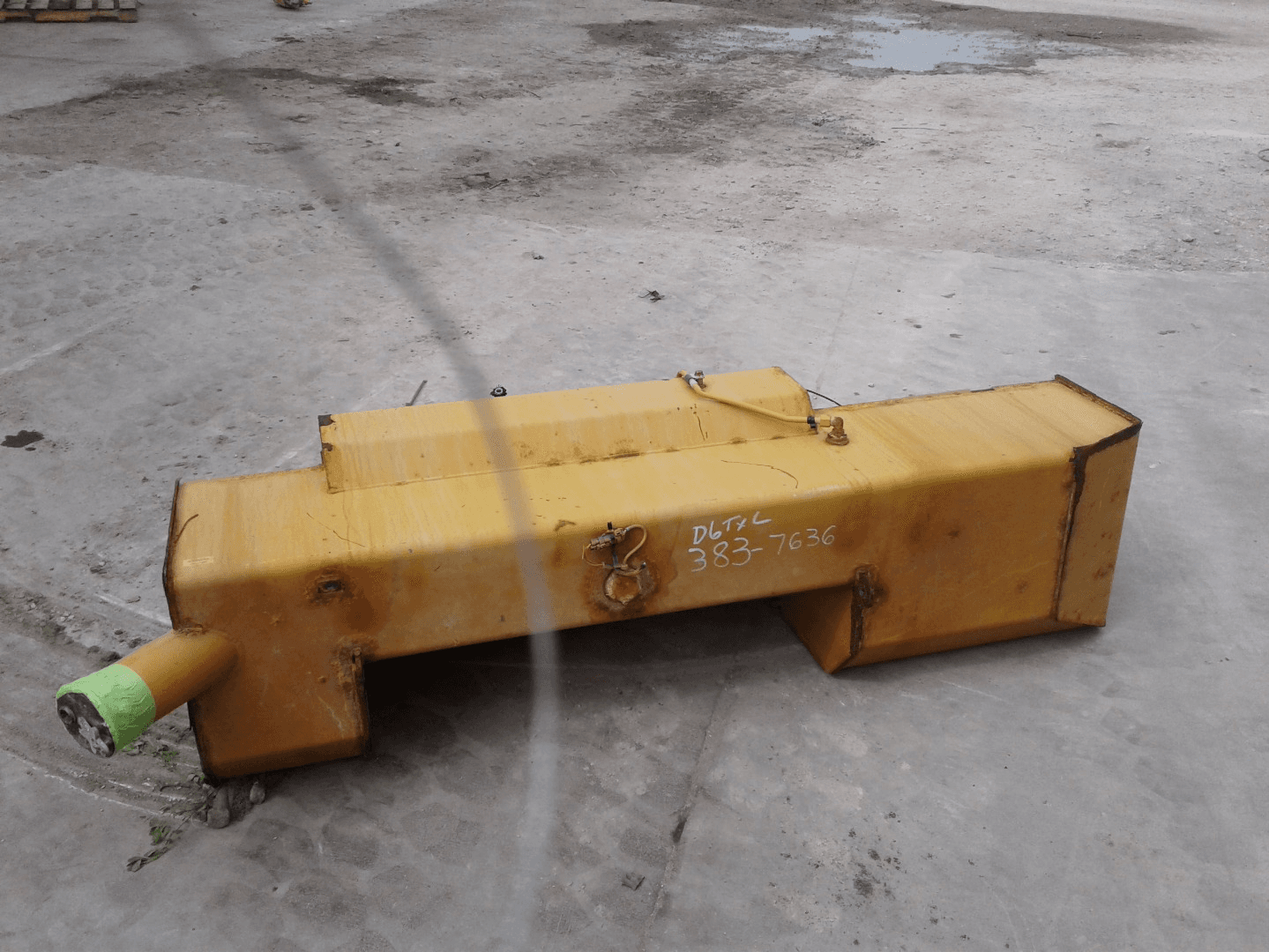 USED FUEL TANK AS image 1
