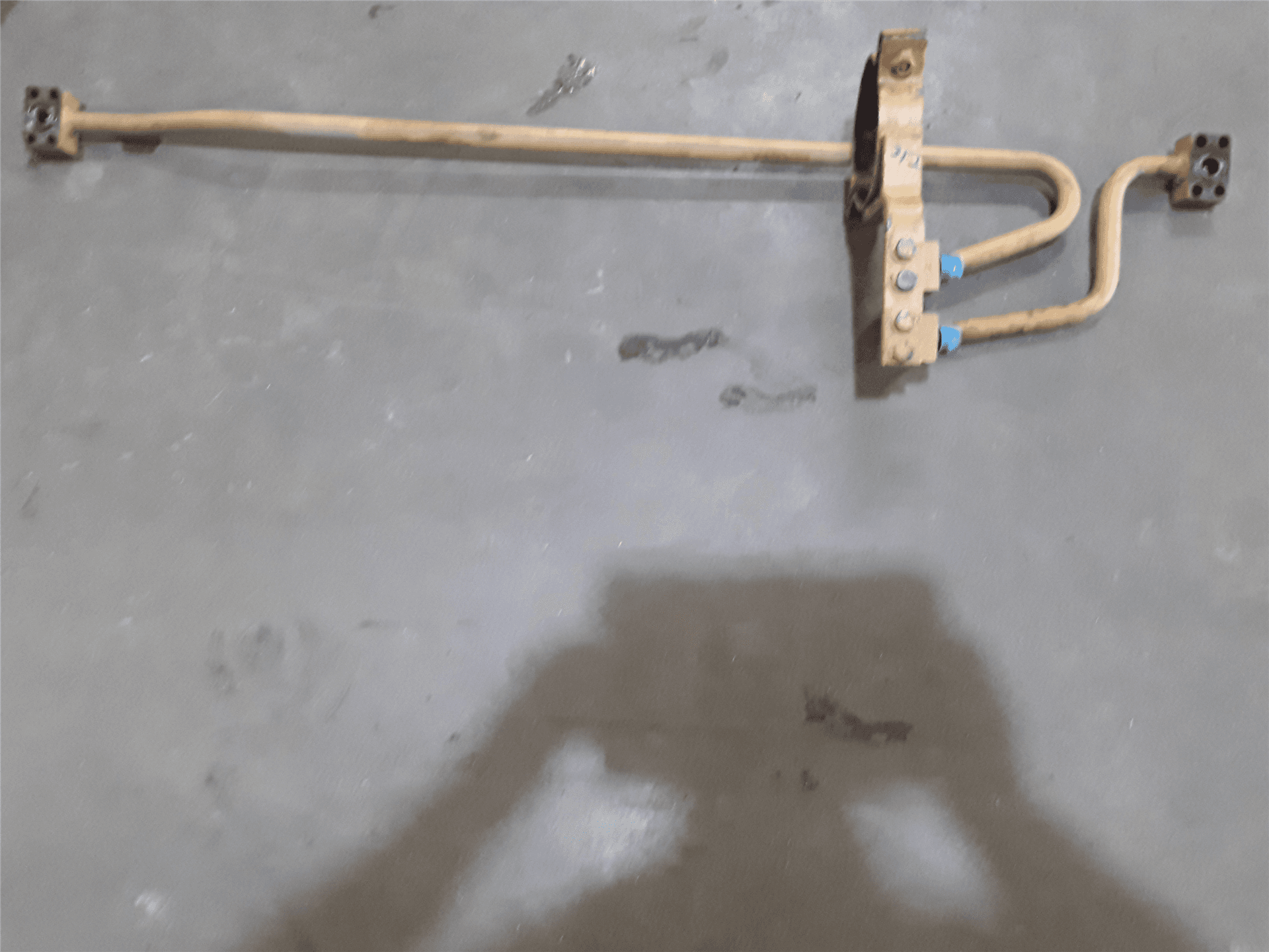 USED TUBE CLAMP image 1