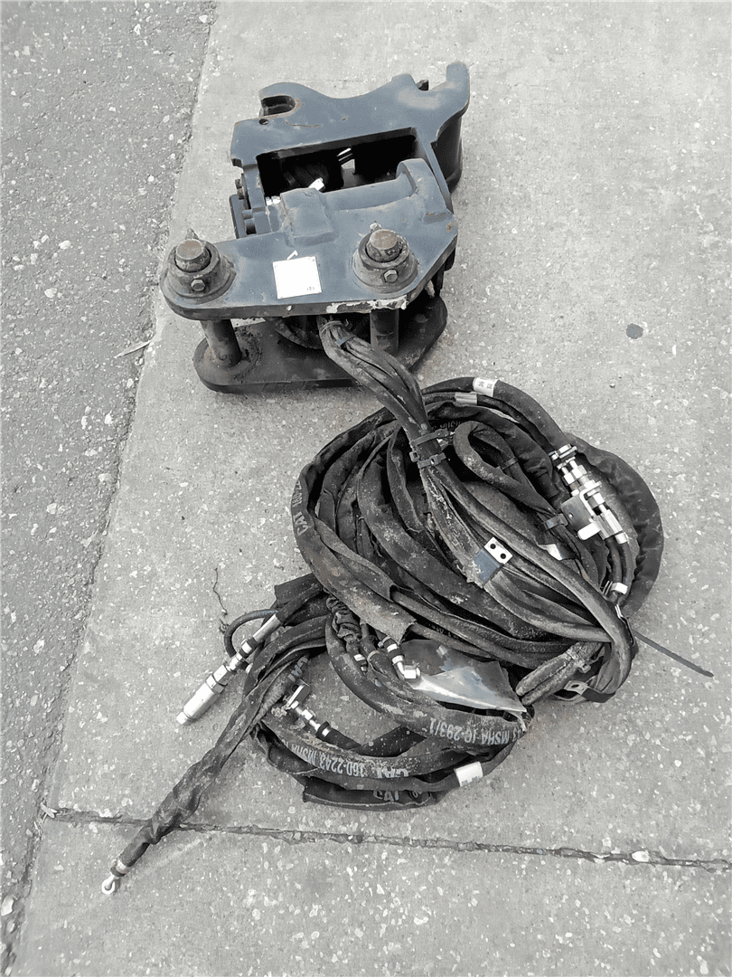 USED COUPLER KIT image