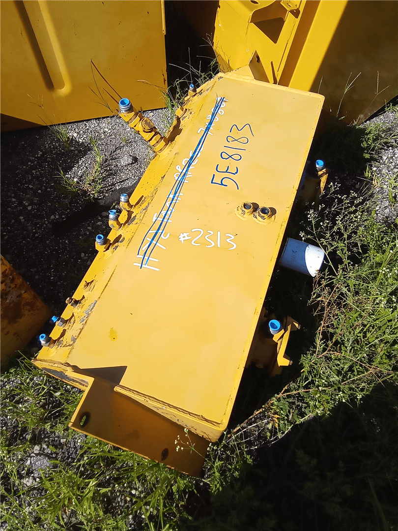 USED HYDRAULIC TAN image 1