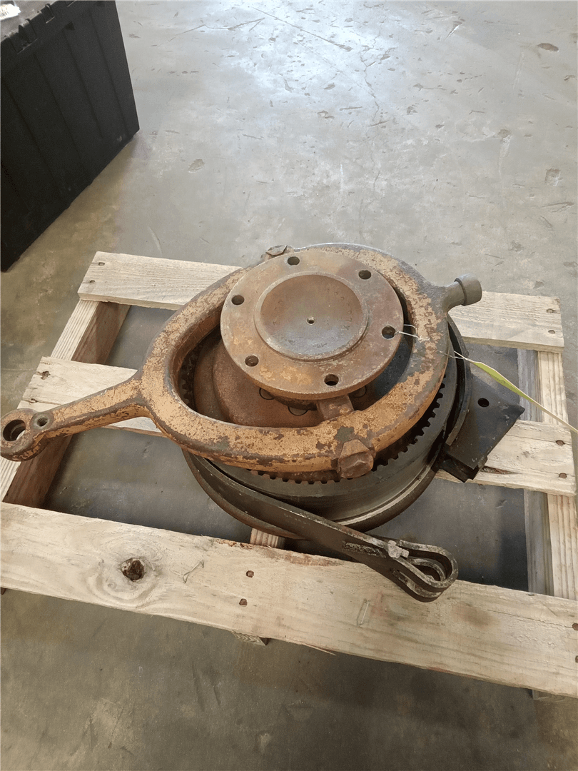 STEERING CLUTCH image 1