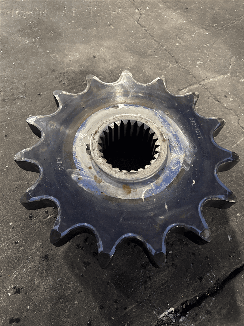USED FRONT SPROCKE image 1