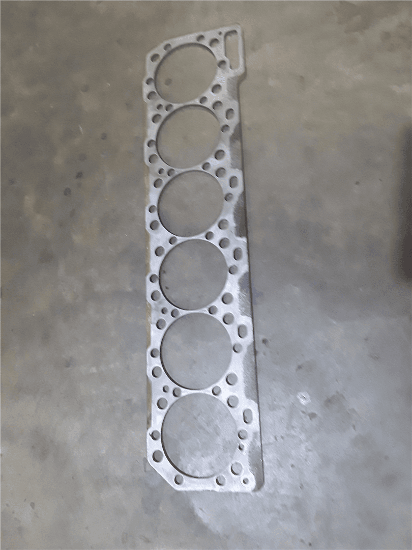 USED PLATE SPACER image 1