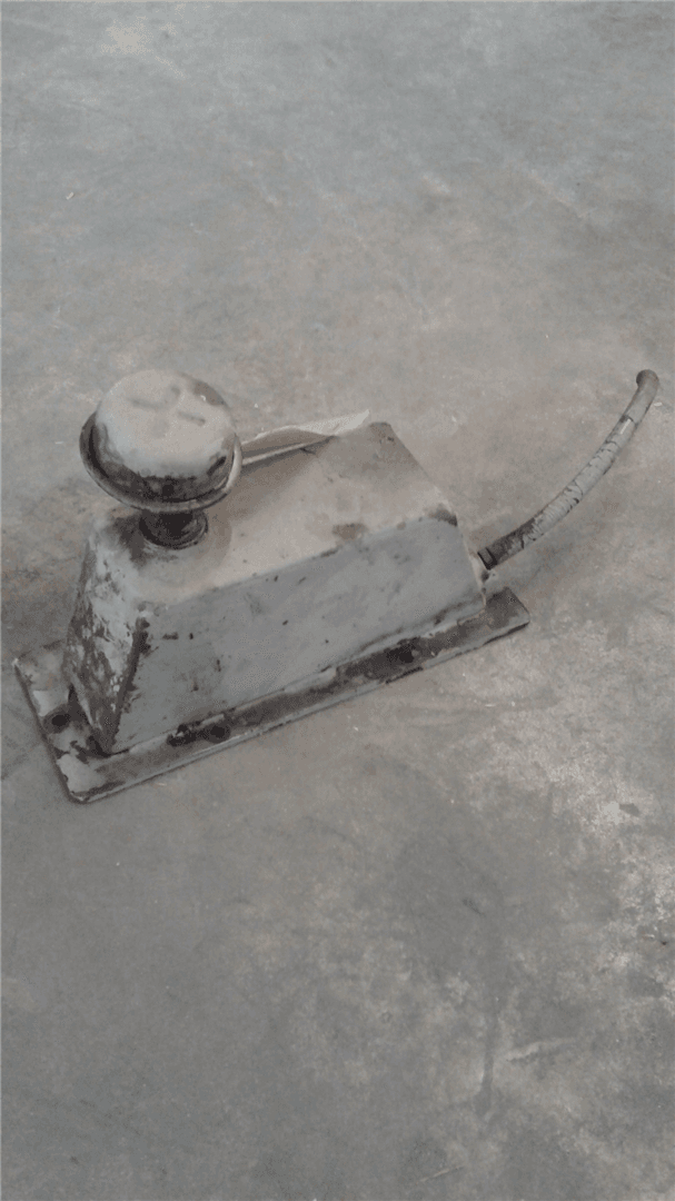 USED LUBE RES image 1