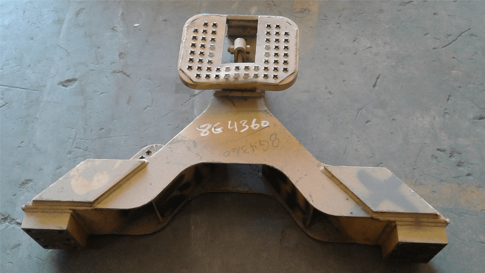 USED-DRAWBAR image