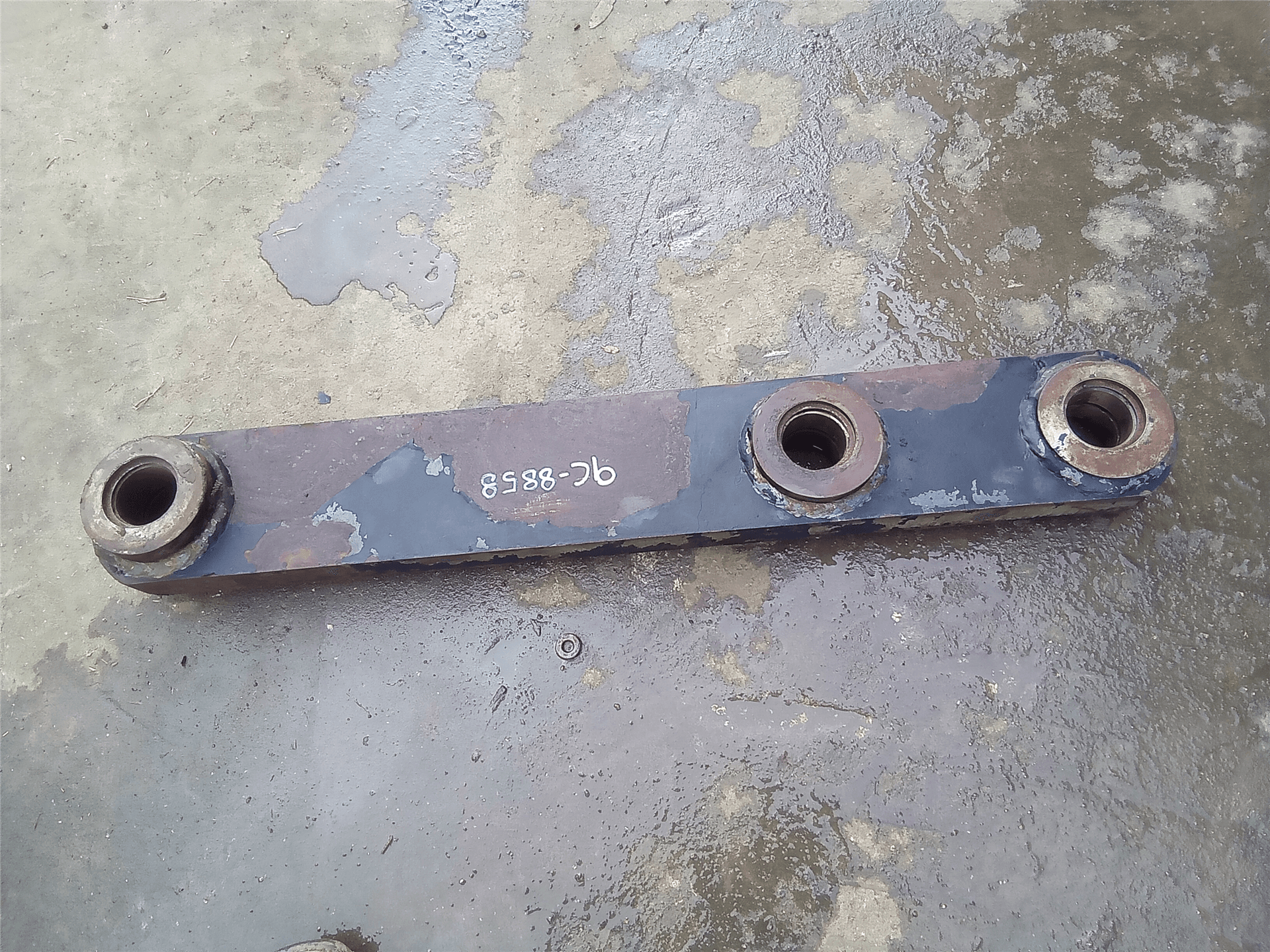 USED LEVER image 1