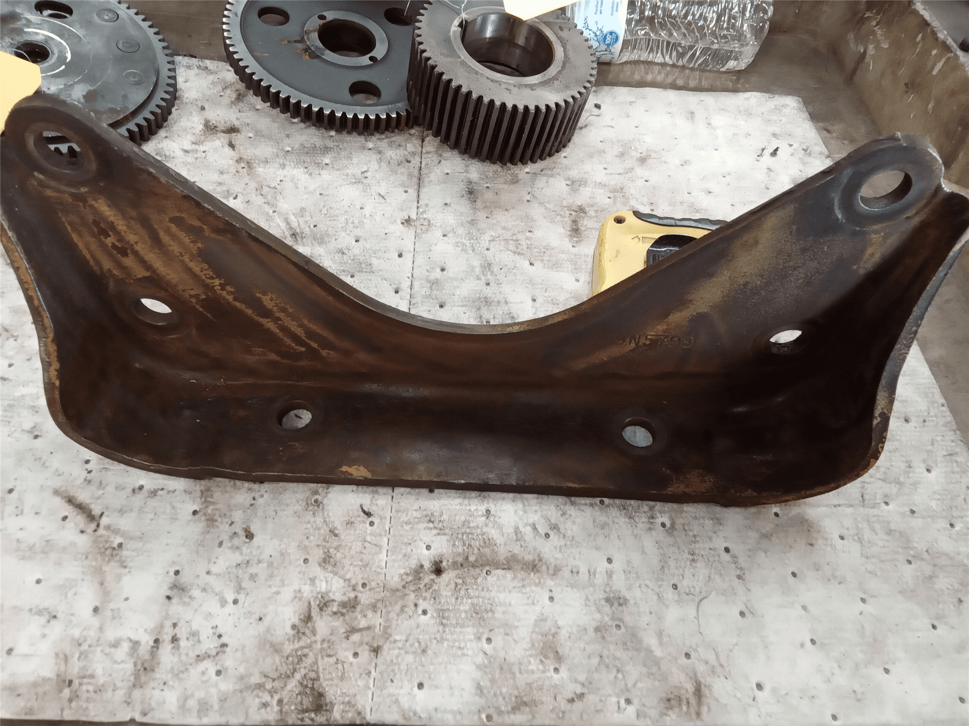 USED SUPPORT image 1