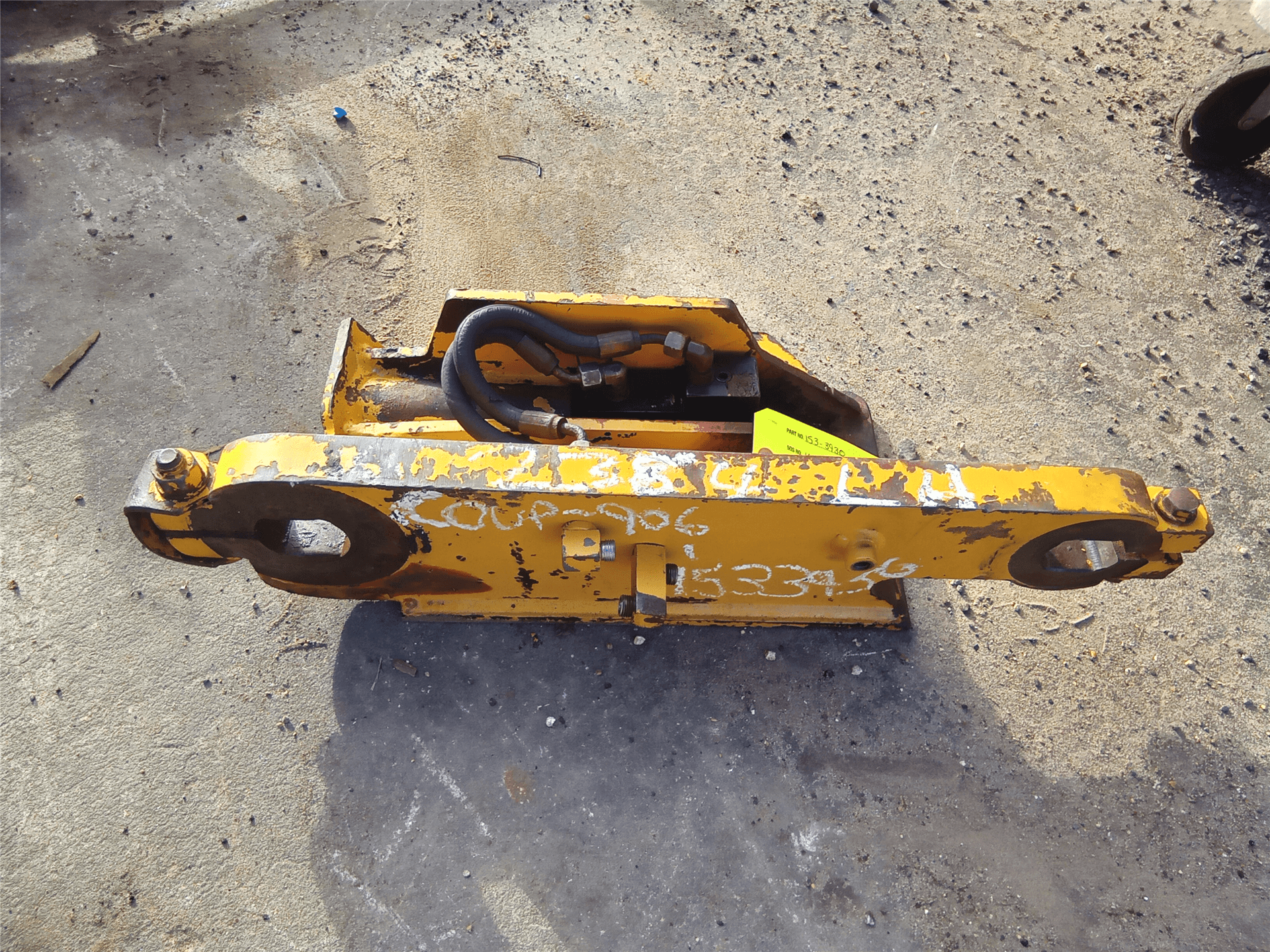 USED LH COUPLER image 1