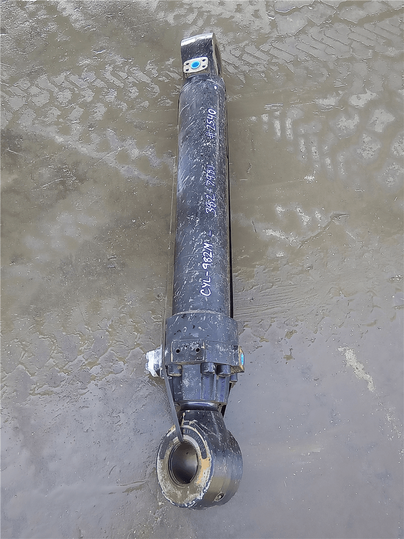 USED TILT CYL image 1