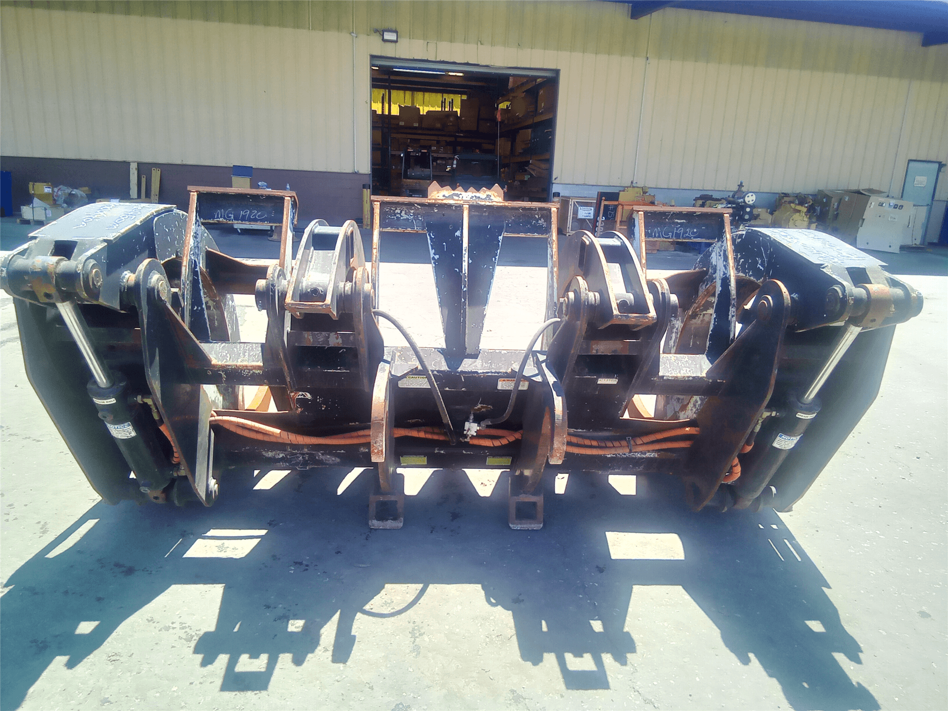 USED 114IN GRAPPLE image 1