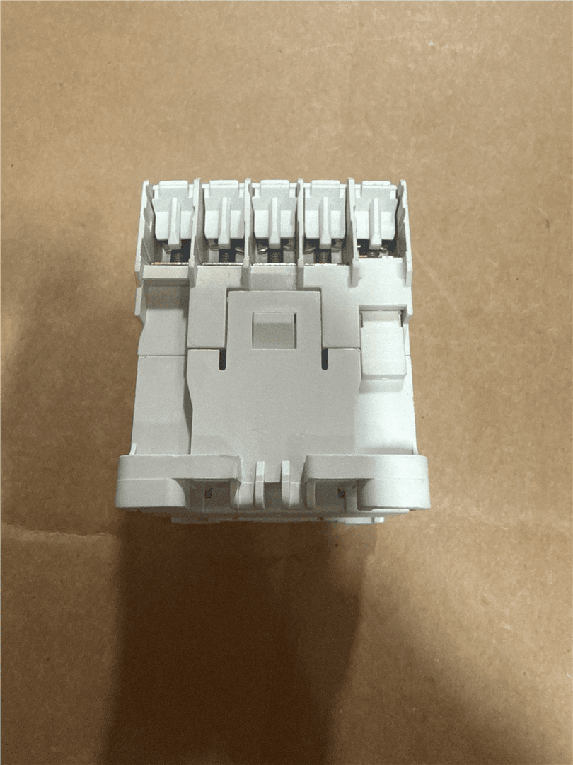 NEW CONNECTOR image 1