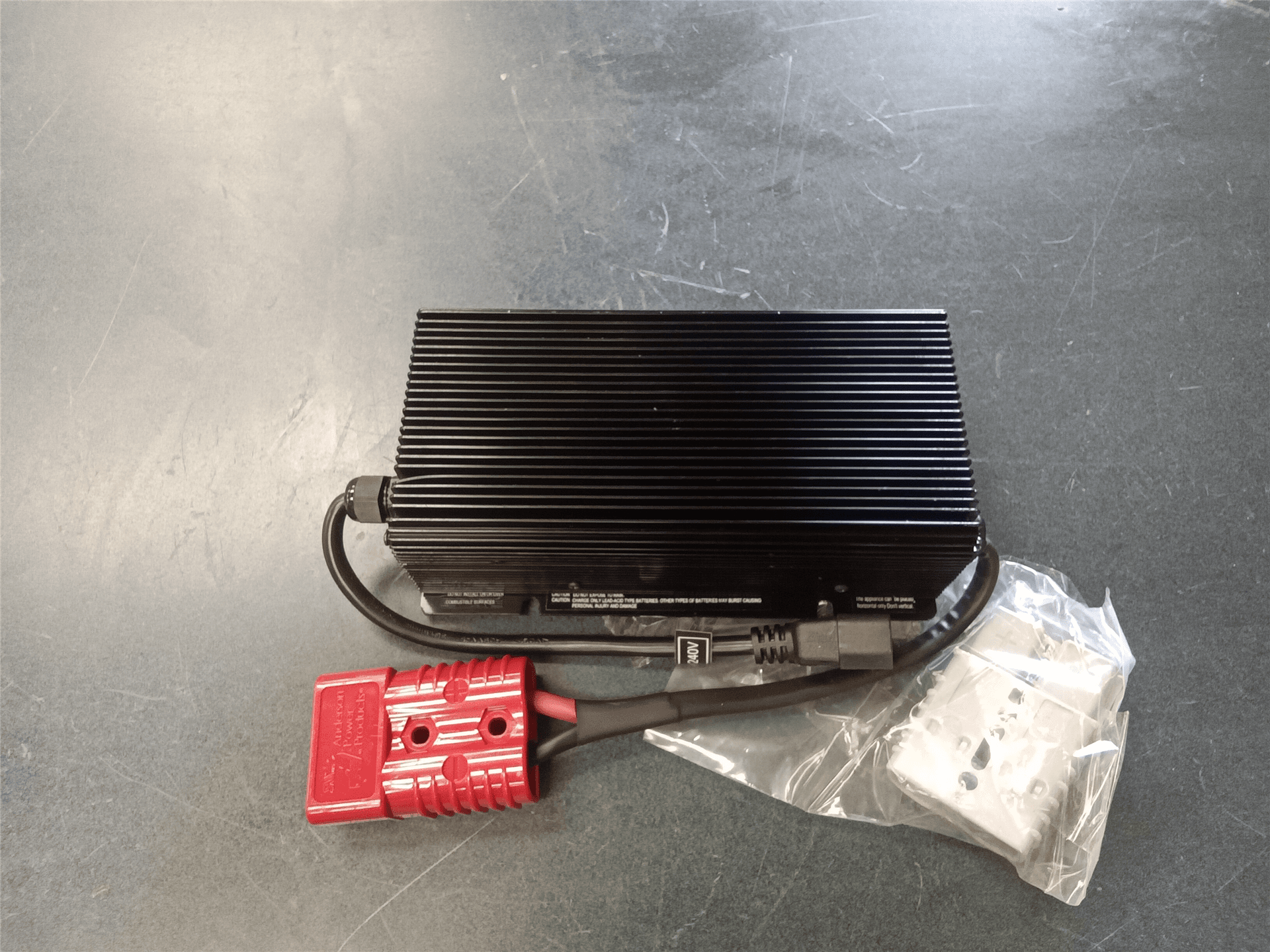NEW 25A CHARGER image 1