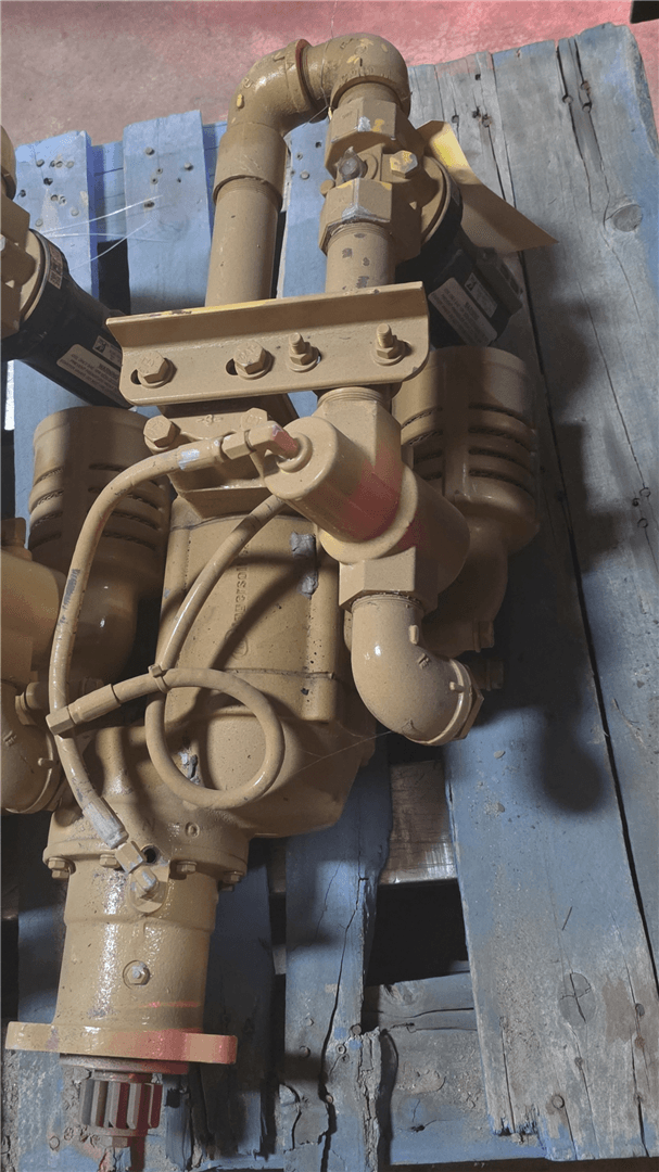 USED STARTING MOTO image 1
