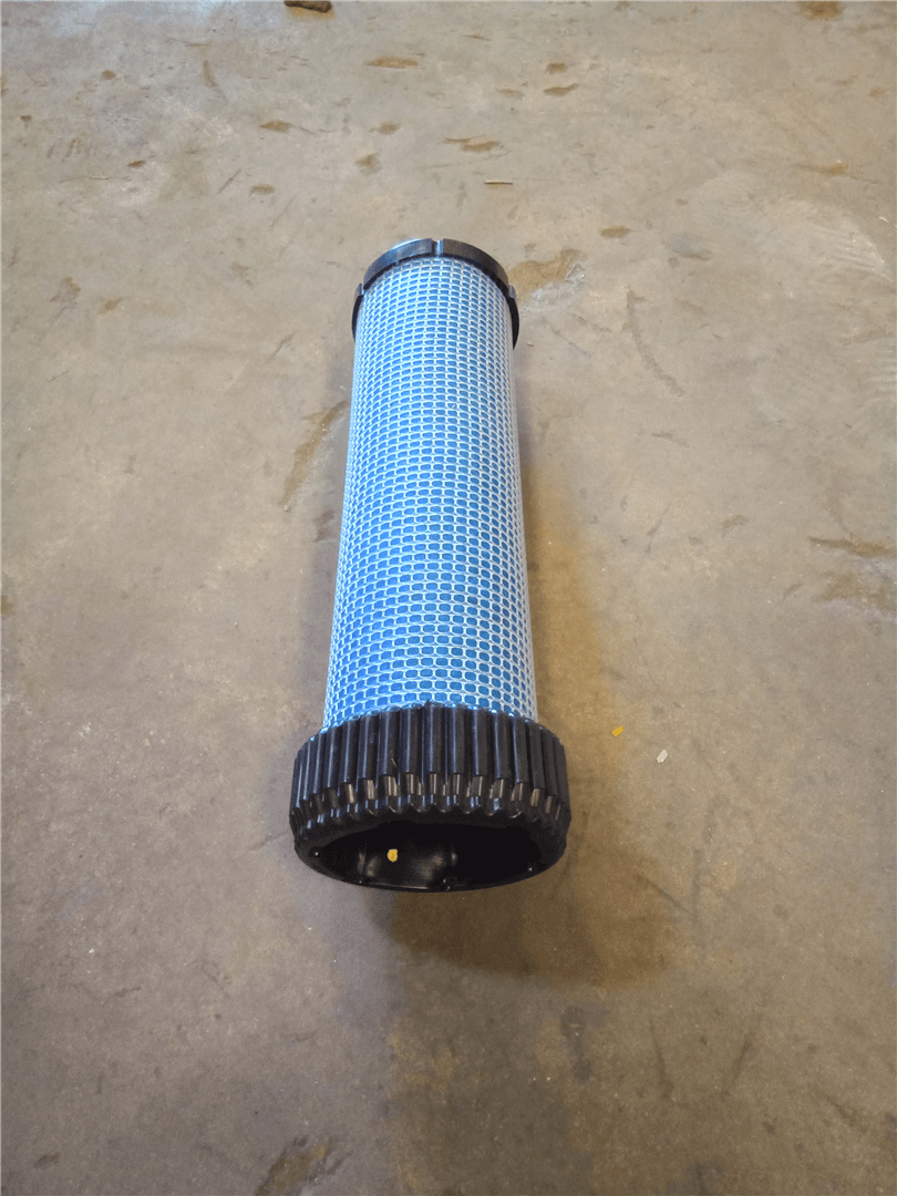 NEW AIR FILTER image 1