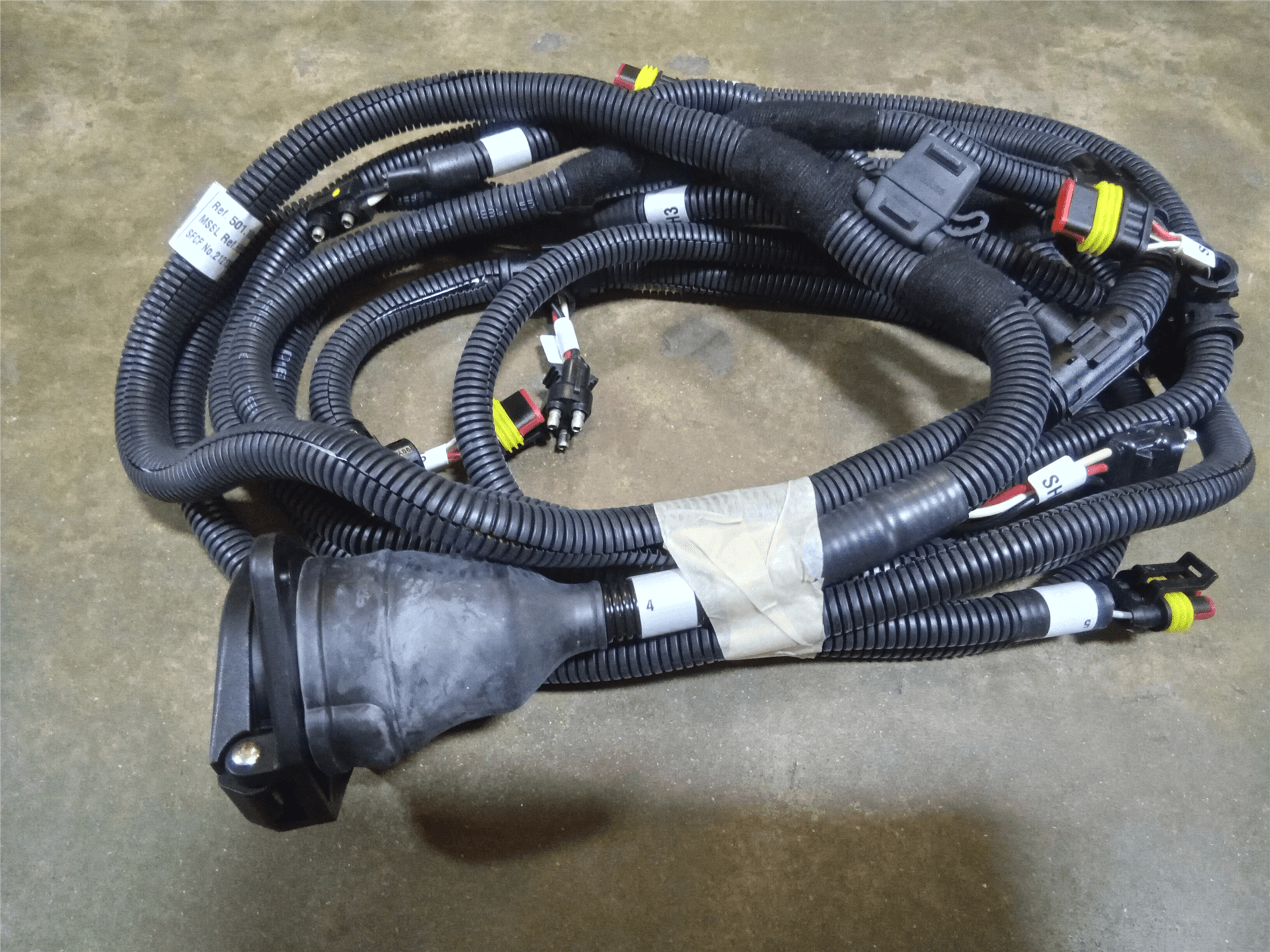 NEW ELECTRIC HARNE image 1