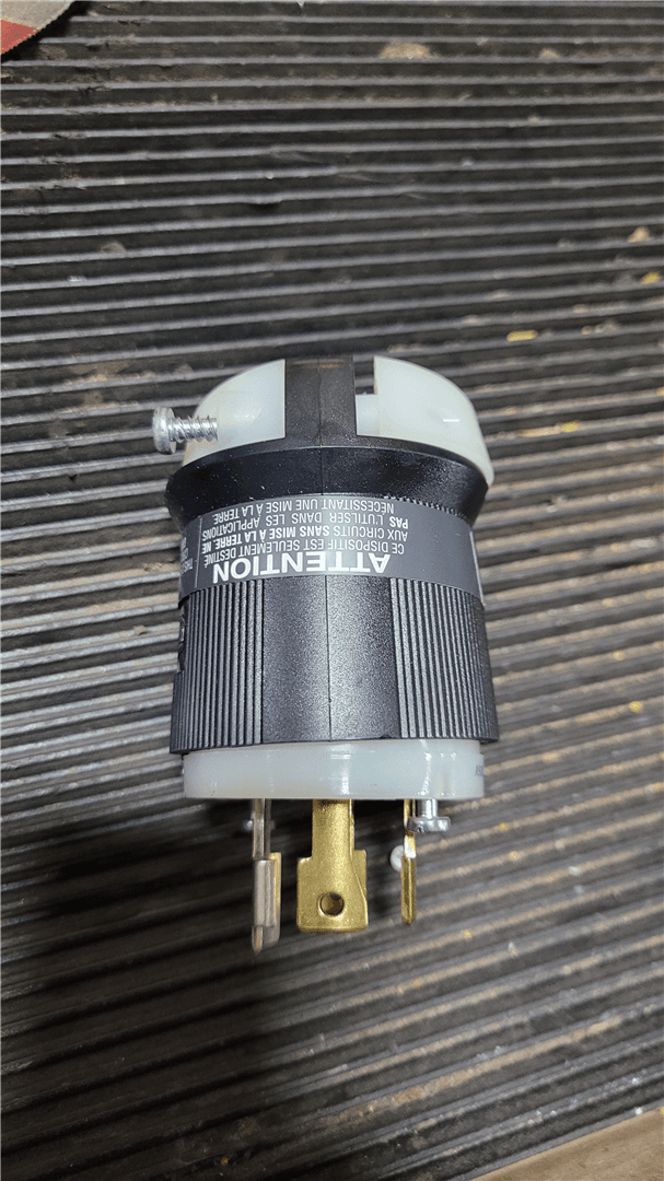 NEW 30 AMP PLUG image 1