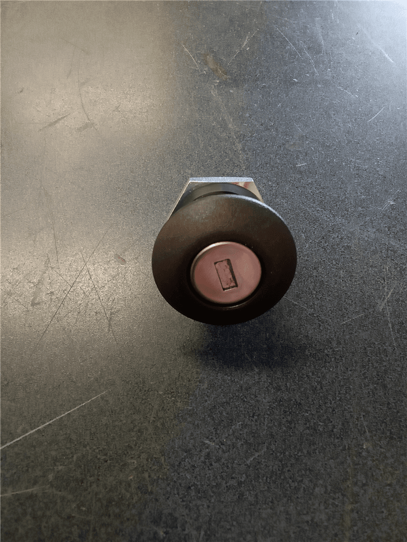NEW IGNITION KEY L image 1
