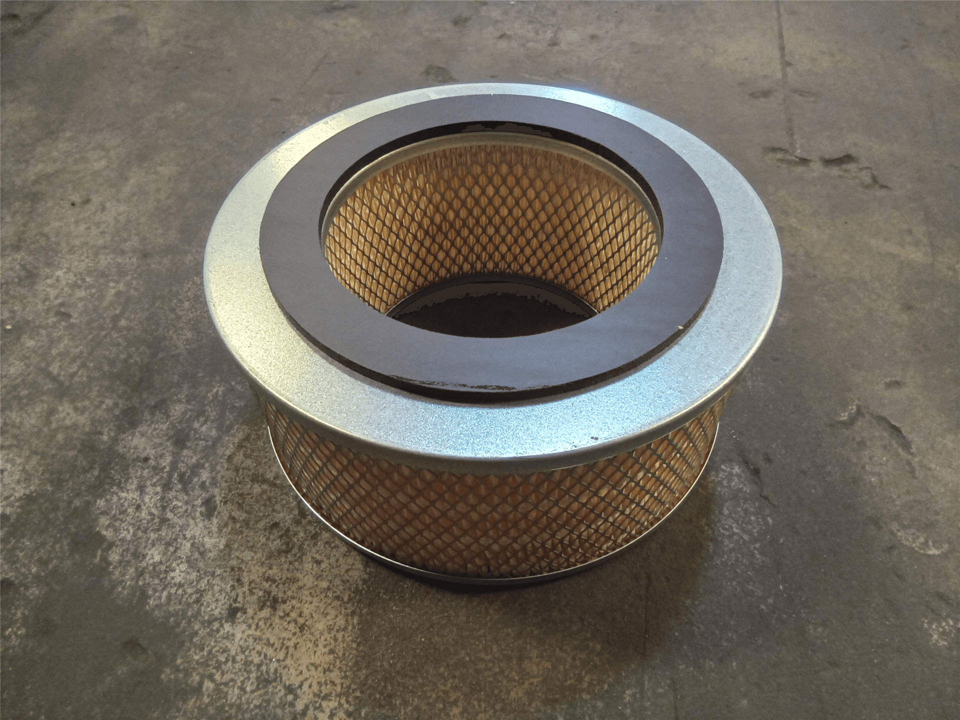 NEW AIR FILTER image 1