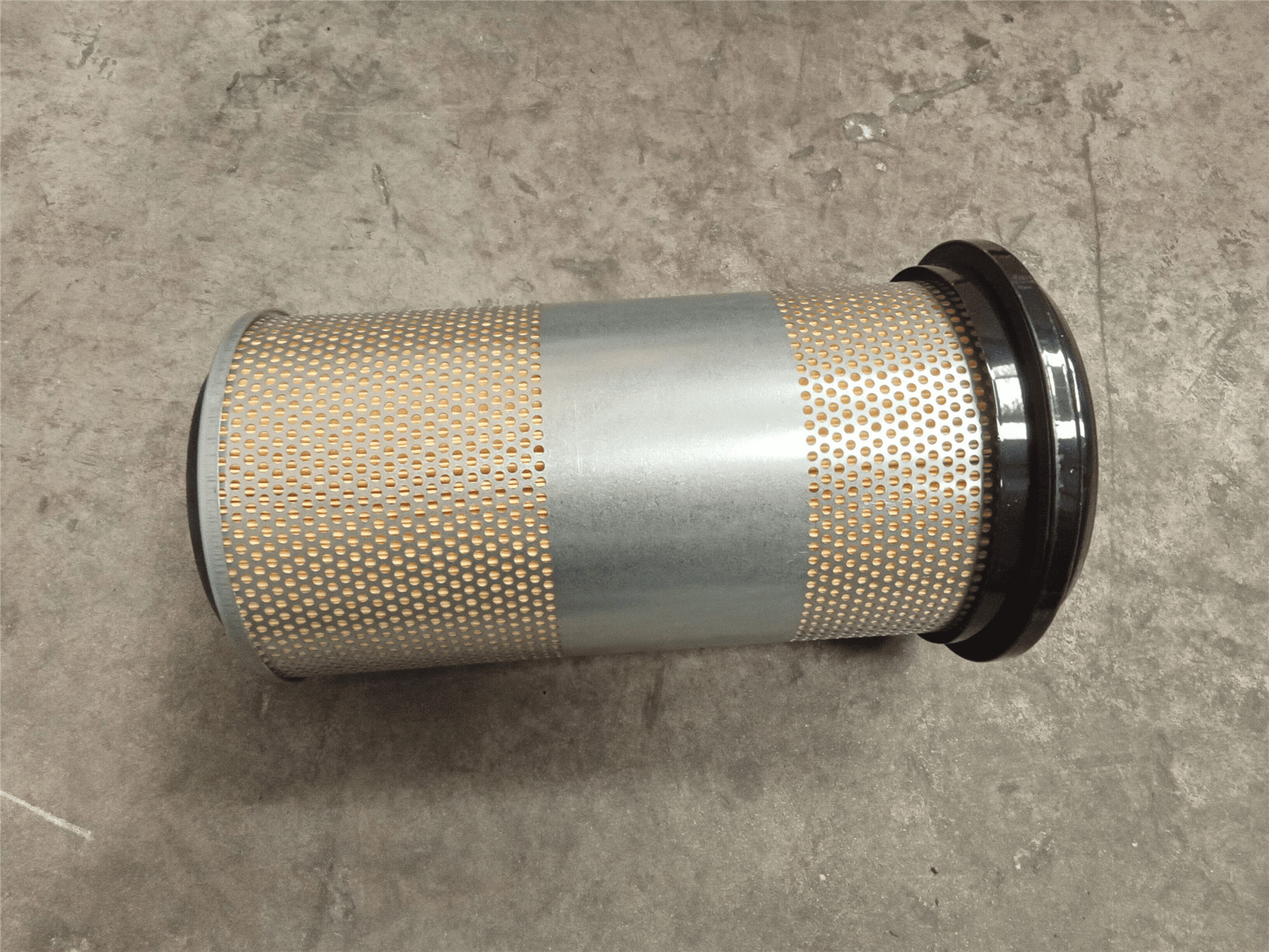 NEW AIR FILTER image 1
